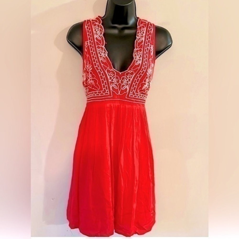 ENTRO Floral Embroidery RED BOHO dress SZ SMALL
